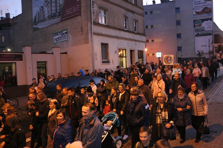 Pielgrzymka mieszkańców Trzebnicy do grobu św. Jadwigi