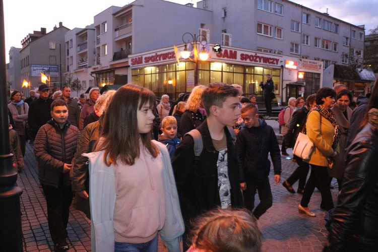 Pielgrzymka mieszkańców Trzebnicy do grobu św. Jadwigi