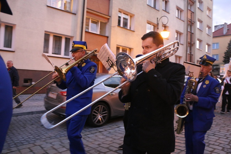 Pielgrzymka mieszkańców Trzebnicy do grobu św. Jadwigi