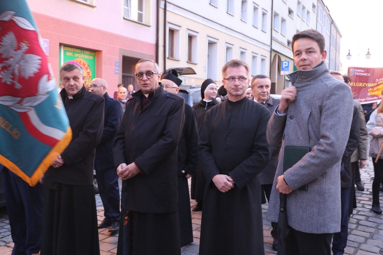 Pielgrzymka mieszkańców Trzebnicy do grobu św. Jadwigi