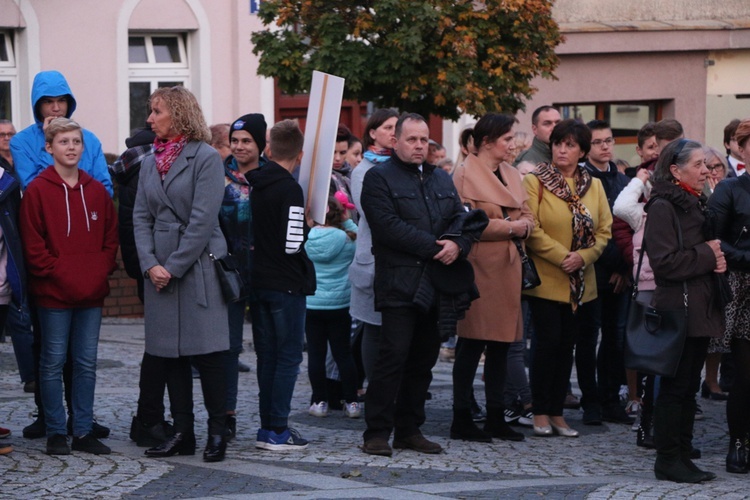 Pielgrzymka mieszkańców Trzebnicy do grobu św. Jadwigi