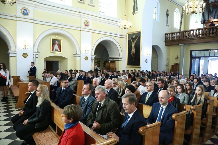 Jubileusz szkoły w Żabnie