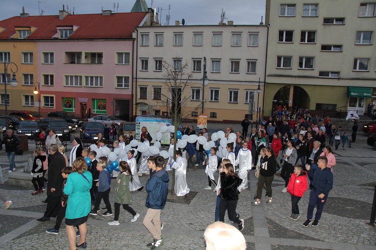 Jubileuszowy Różaniec do Nieba w Trzebnicy