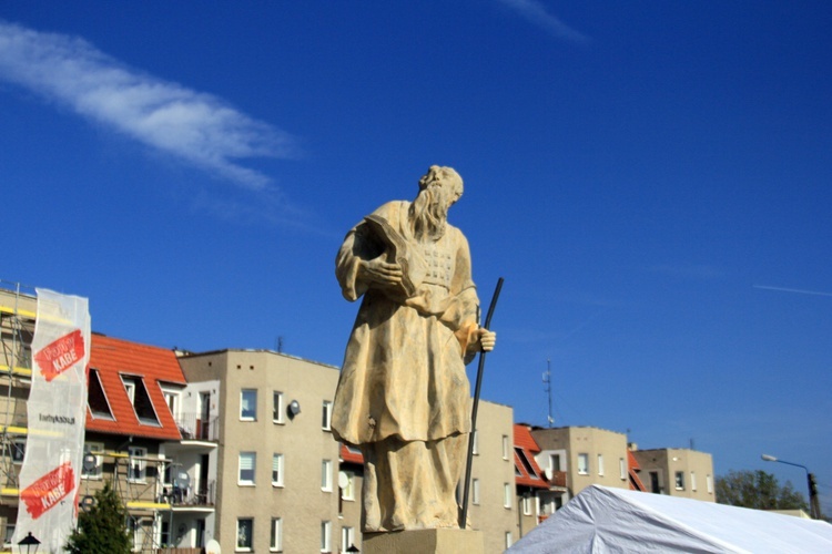 Poświęcenie rynku i kolumny maryjnej w Kietrzu