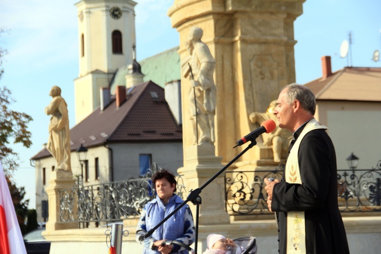 Poświęcenie rynku i kolumny maryjnej w Kietrzu