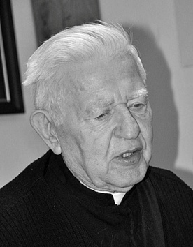 Oojciec Niward Karsznia OCist (1933-2019).