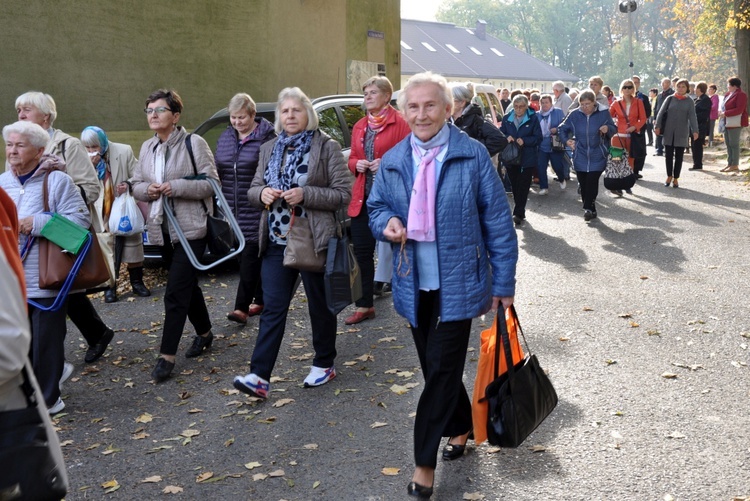 Pielgrzymka Żywego Różańca na Górę Świętej Anny