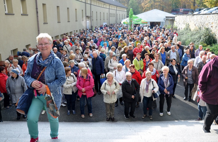 Pielgrzymka Żywego Różańca na Górę Świętej Anny