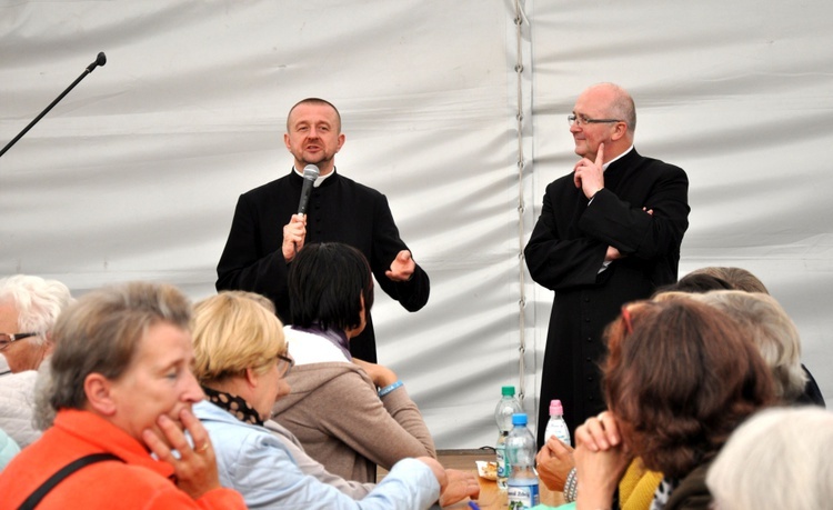 Pielgrzymka Żywego Różańca na Górę Świętej Anny