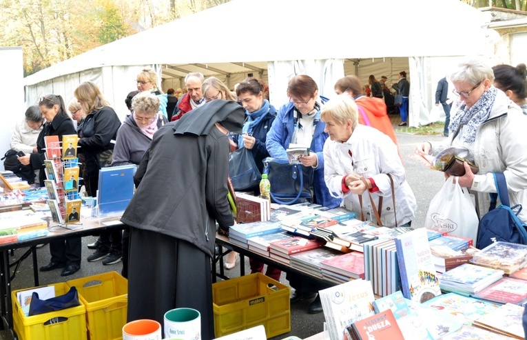 Pielgrzymka Żywego Różańca na Górę Świętej Anny