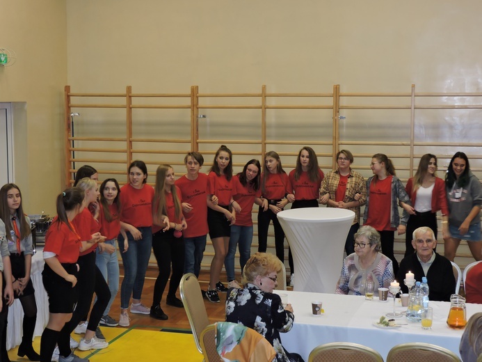 Kutno. Spotkanie z kombatantami w I LO im. H. Dąbrowskiego