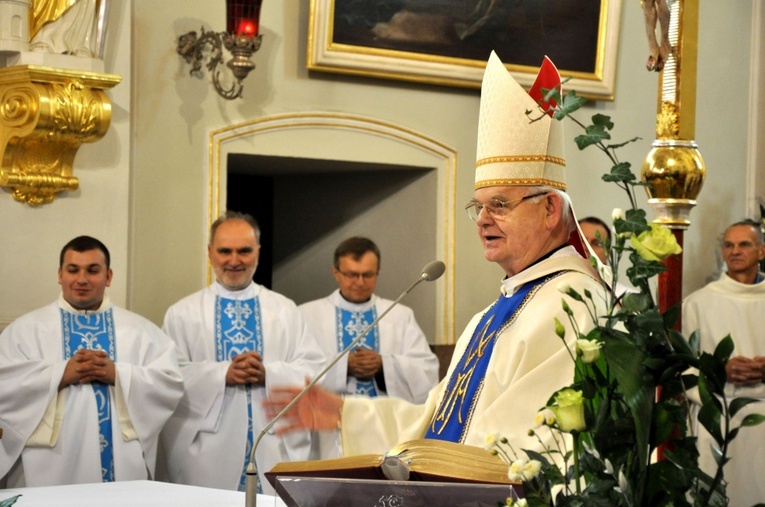 Pielgrzymka Żywego Różańca na Górę Świętej Anny