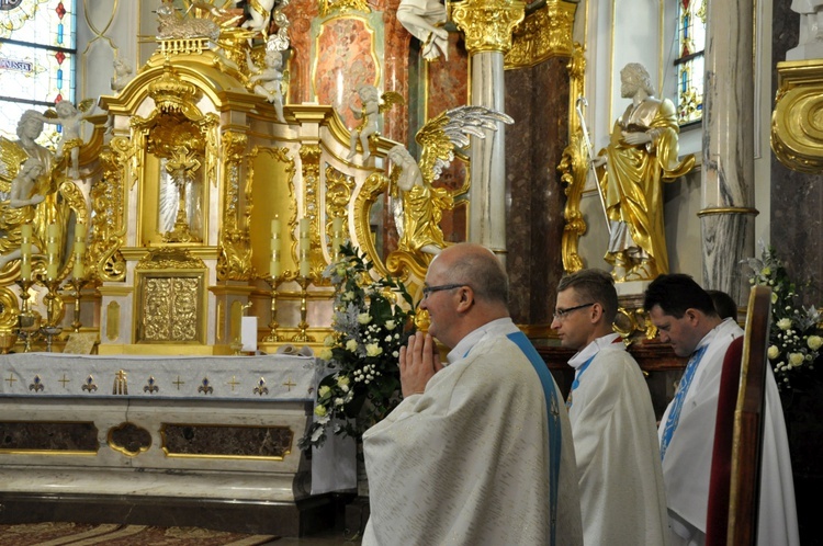 Pielgrzymka Żywego Różańca na Górę Świętej Anny