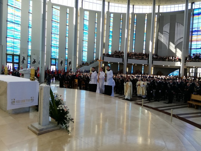 XVIII Pielgrzymka Strażaków do Łagiewnik