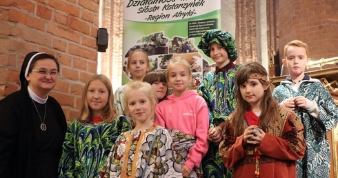 Dzieci z parafii św. Jakuba w Olsztynie uczciły Niedzielę Misyjną 