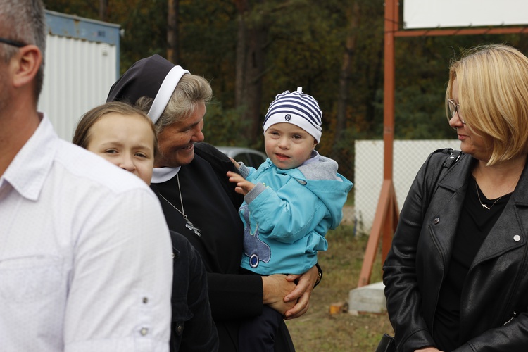 Wbudowanie kamienia węgielnego pod Dom Mocarzy