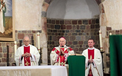 ▲	Eucharystii przewodniczył bp Andrzej F. Dziuba.