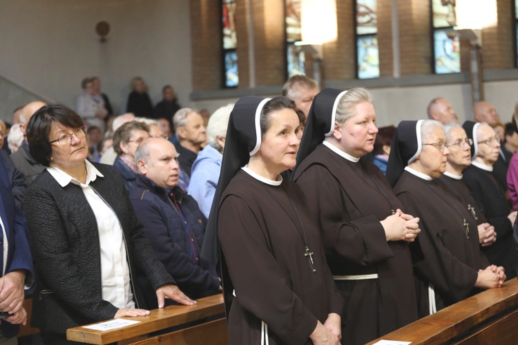 Ostatnie pożegnanie śp. ks. mjr. Krzysztofa Strauba 