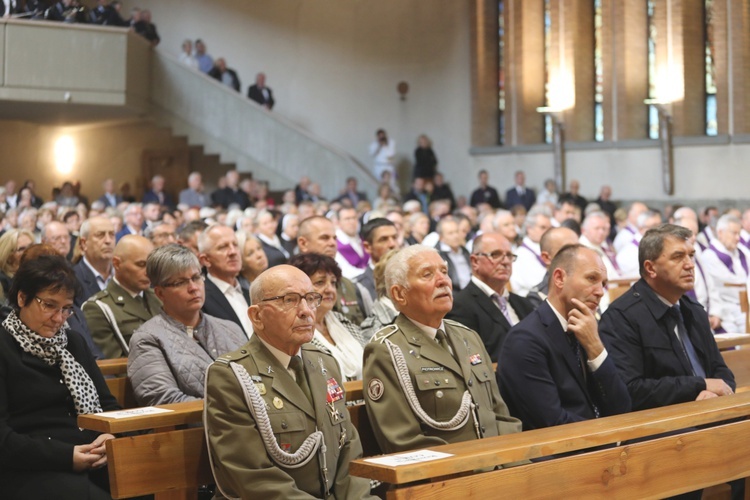 Ostatnie pożegnanie śp. ks. mjr. Krzysztofa Strauba 