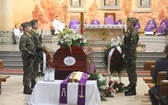 Ostatnie pożegnanie śp. ks. mjr. Krzysztofa Strauba 