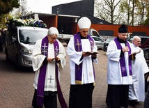 Dzielił się sercem i jabłkami. Pogrzeb śp. Eugeniusza Sendlewskiego, działacza ruchu trzeźwościowego