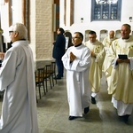 Wprowadzenie relikwii św. Jana Pawła II do koszalińskiej katedry