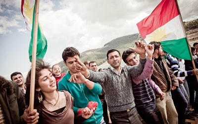 Na świecie jest ok. 40  mln ludzi narodowości kurdyjskiej. Zdecydowana większość z nich żyje na terytorium Turcji, Iraku, Iranu i Syrii.