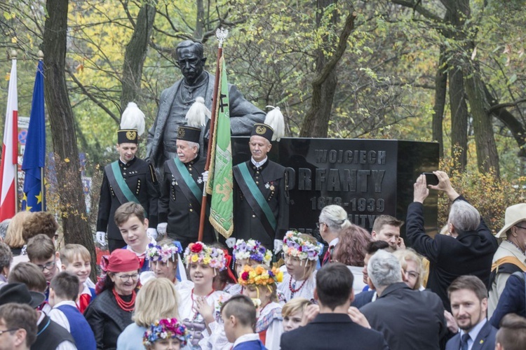 Prezydent Andrzej Duda odsłonił pomnik Wojciecha Korfantego