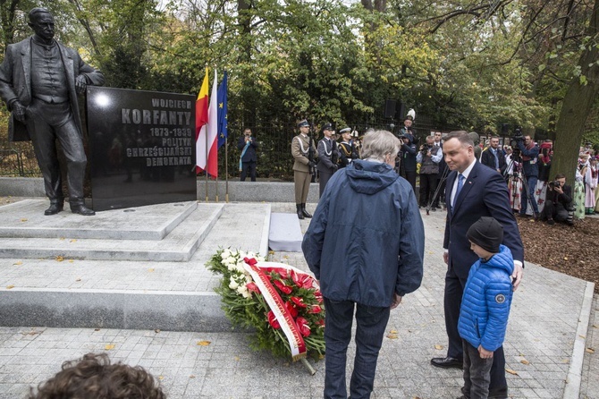 Prezydent Andrzej Duda odsłonił pomnik Wojciecha Korfantego