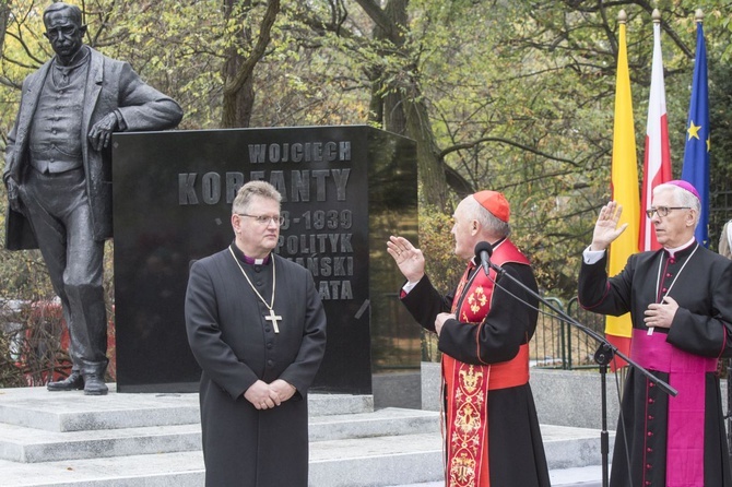 Prezydent Andrzej Duda odsłonił pomnik Wojciecha Korfantego