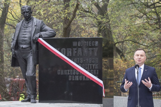 Prezydent Andrzej Duda odsłonił pomnik Wojciecha Korfantego