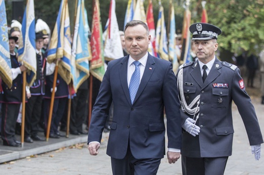 Prezydent Andrzej Duda odsłonił pomnik Wojciecha Korfantego