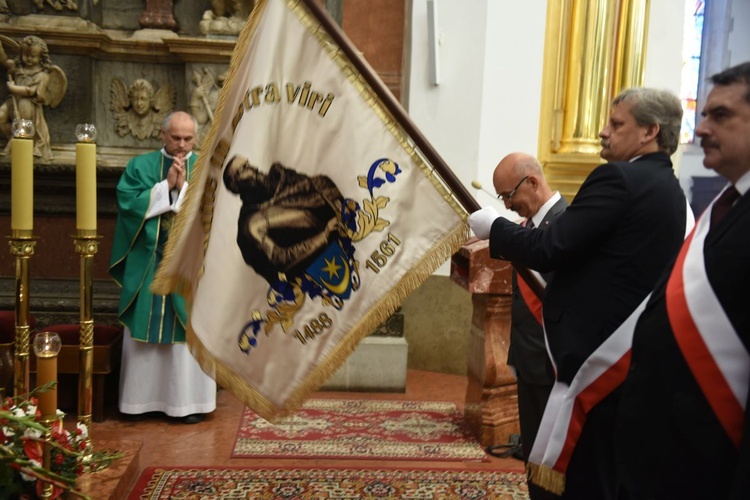 Sztandar Fundacji Hetmana Jana Tarnowskiego