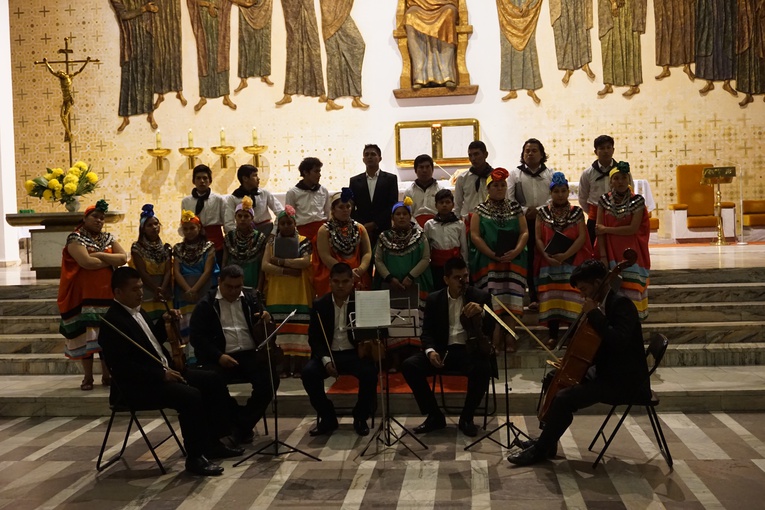 Koncert chóru i orkiestry Palmarito i Urubicha w Jastrzębiu