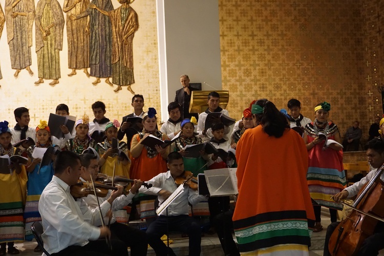 Koncert chóru i orkiestry Palmarito i Urubicha w Jastrzębiu