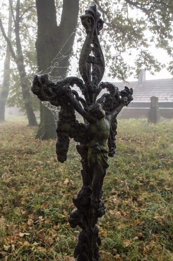 Stary Cmentarz na "Piaskach" w Miechocinie