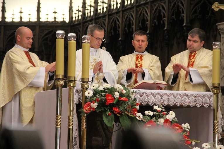 Przyznanie stypendiów Fundacji im. Arcybiskupa Jerzego Ablewicza