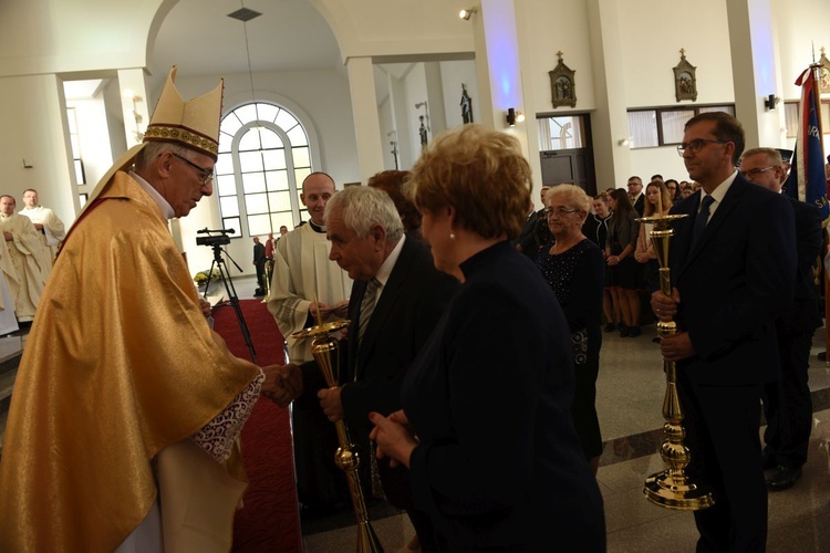 Pierwsza Msza św. w kościele pw. Miłosierdzia Bożego w Starym Sączu