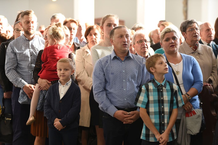 Pierwsza Msza św. w kościele pw. Miłosierdzia Bożego w Starym Sączu