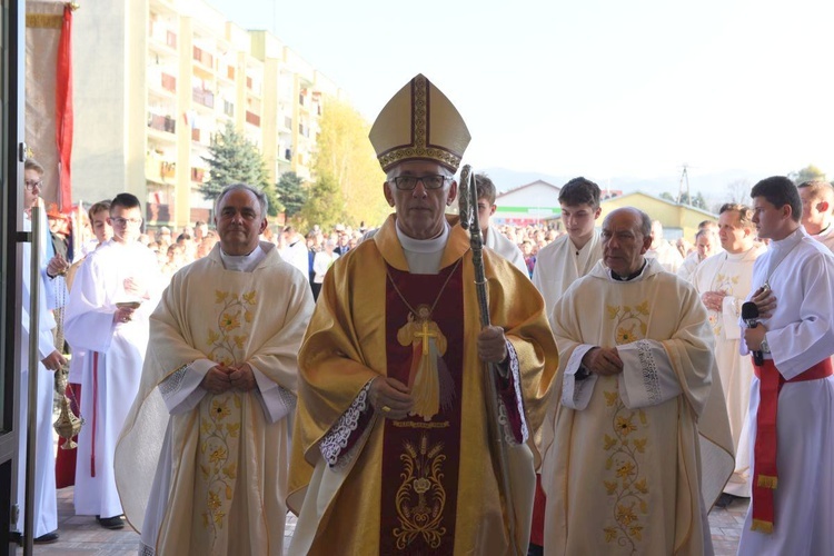 Pierwsza Msza św. w kościele pw. Miłosierdzia Bożego w Starym Sączu