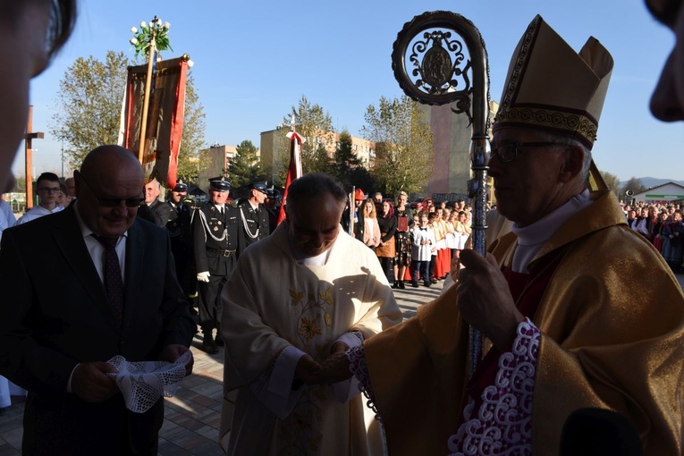 Pierwsza Msza św. w kościele pw. Miłosierdzia Bożego w Starym Sączu