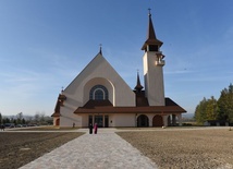 Pierwsza Msza św. w kościele pw. Miłosierdzia Bożego w Starym Sączu