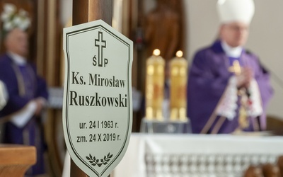 Pogrzeb ks. Mirosława Ruszkowskiego, cz. 1