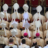 Biskupi przyjęli końcowy dokument synodalny