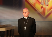 Arcybiskup katowicki wygłosi telewizyjne orędzie na Wszystkich Świętych