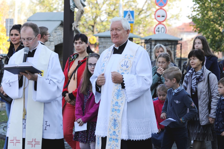 Korowod Świętych w bazylice w Hałcnowie - 2019