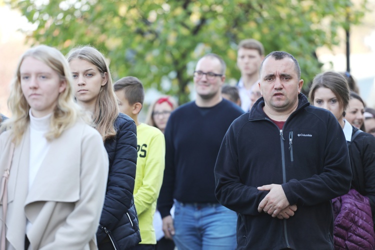 Korowod Świętych w bazylice w Hałcnowie - 2019