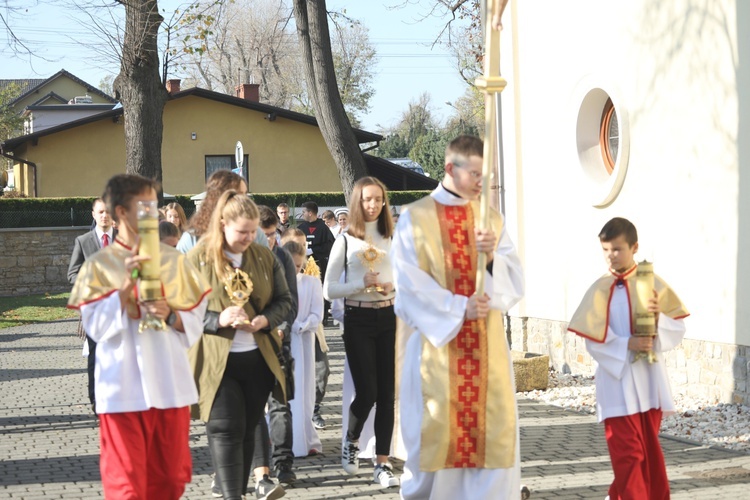 Korowod Świętych w bazylice w Hałcnowie - 2019