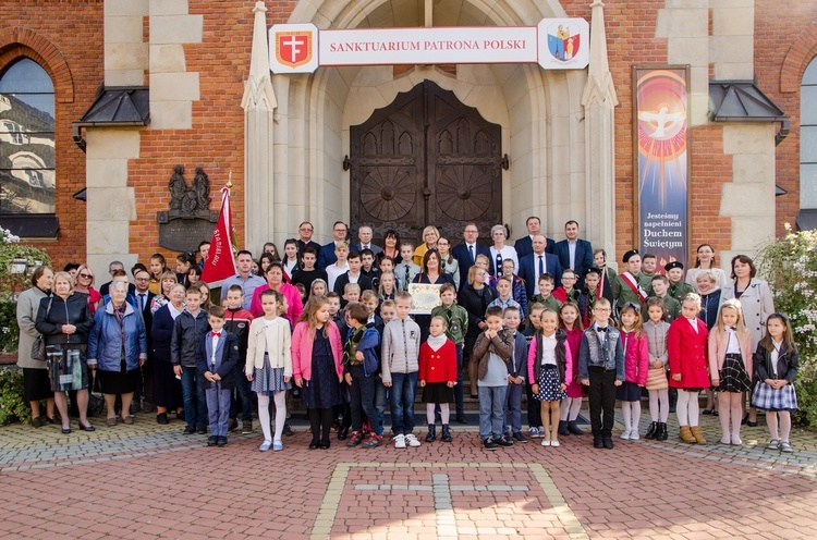 125 lat szkoły w Sterkowcu