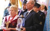 Wprowadzenie relikwii męczenników z Pariacoto do kościoła w Czernichowie